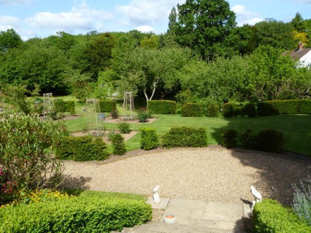 Blackbrook House Holmwood エクステリア 写真